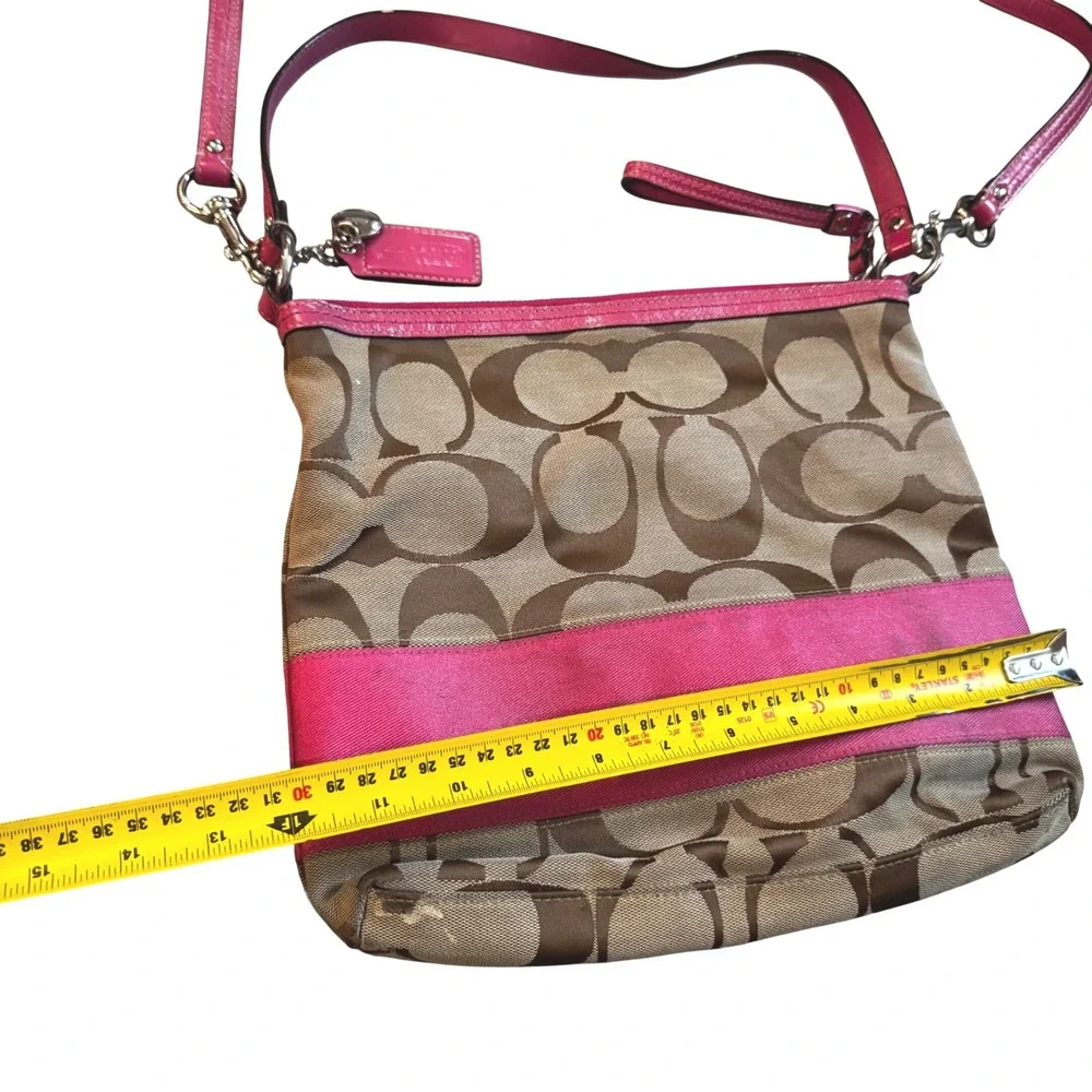 Coach Signature File Bag Pink Stripe Jacquard Crossbody F13674 Brown‎ Khaki